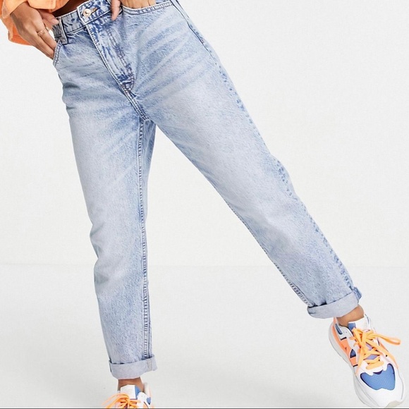 VINTAGE JORDACH Light Wash Jeans - Picture 3 of 15